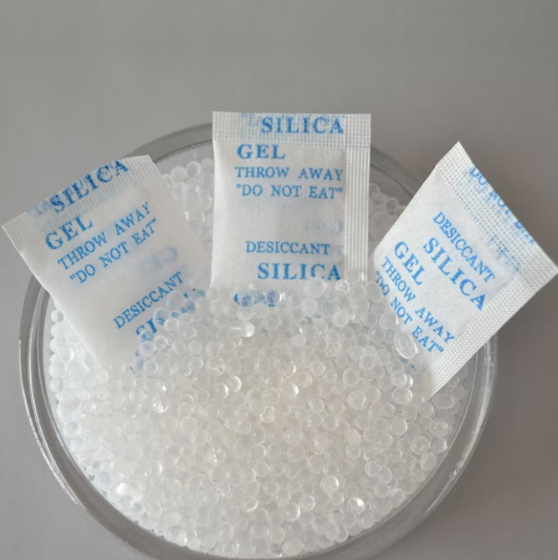 Premium 50 Sachets of 5g silica gel