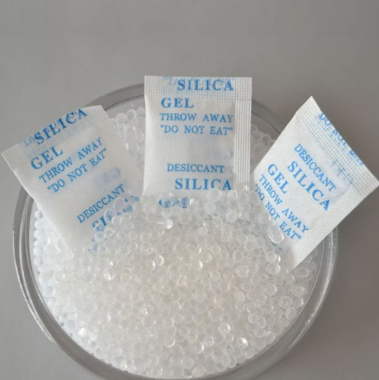 Premium 50 Sachets of 5g silica gel